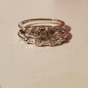 Engagement set